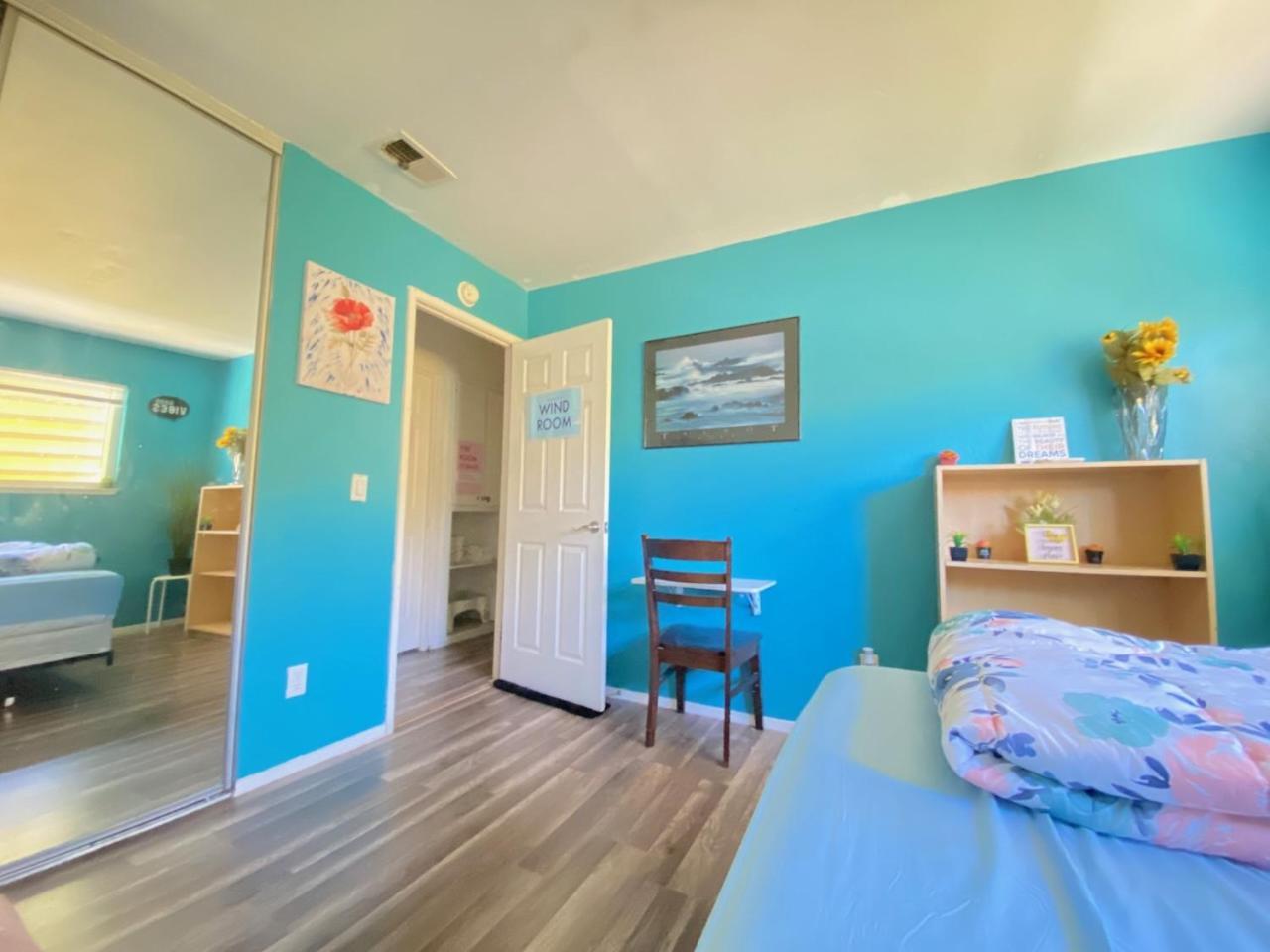 Whole Family - Rosemont Hostel Rancho Cordova Exterior photo